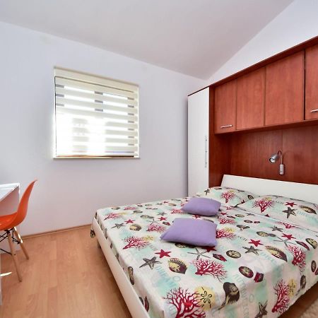 Cozy Holiday Home In Krusevo With Garden Ngoại thất bức ảnh