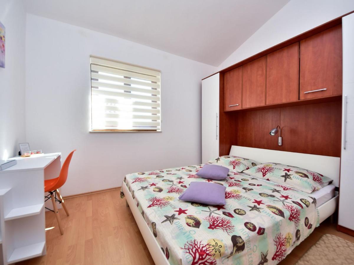 Cozy Holiday Home In Krusevo With Garden Ngoại thất bức ảnh