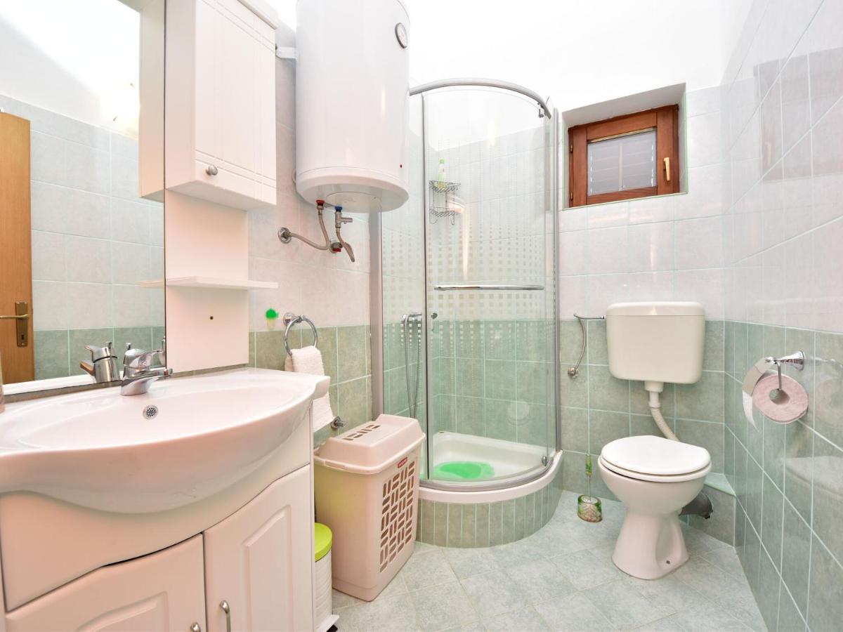 Cozy Holiday Home In Krusevo With Garden Ngoại thất bức ảnh